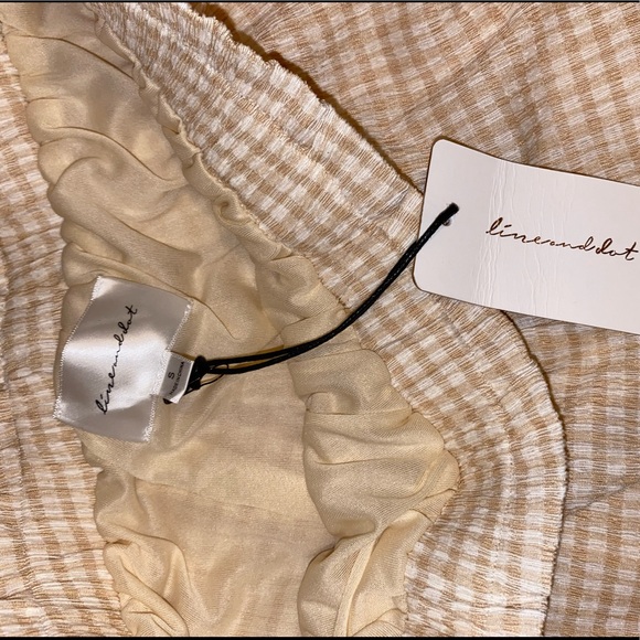 Revolve Shorts - Picture 3 of 4